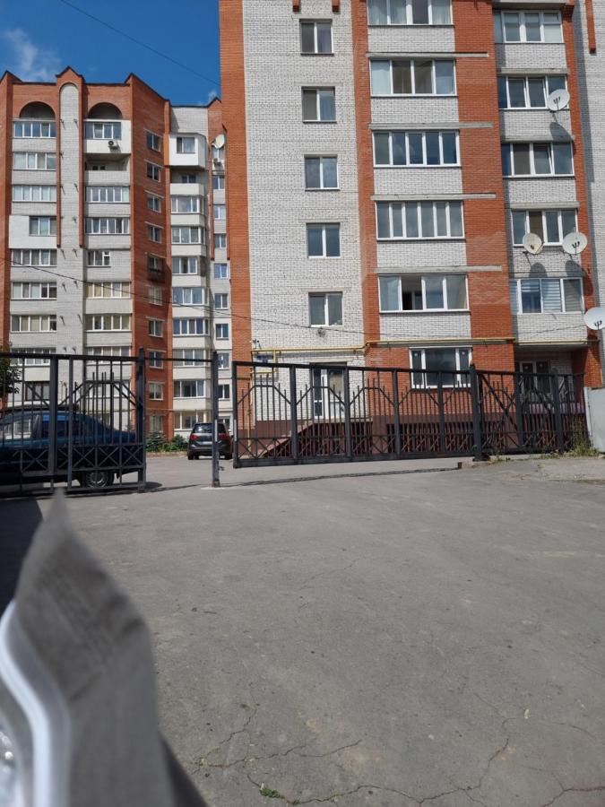Світло Цілодобово Просторі Апартаменти Біля Гідропарку Топільче Ternopil Bagian luar foto